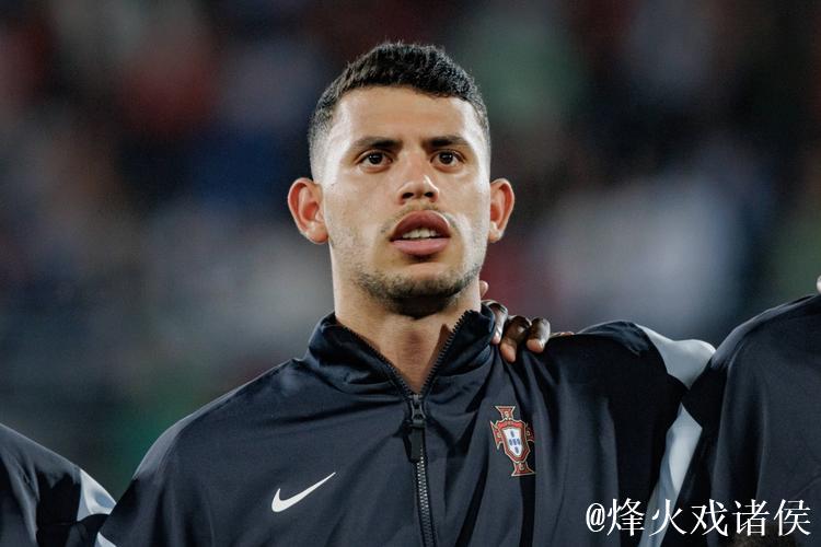 努内斯:无论谁担任首发位置,我都很开心和他并肩作战 努内斯:无论谁担任首发位置,我都很开心和他并肩作战